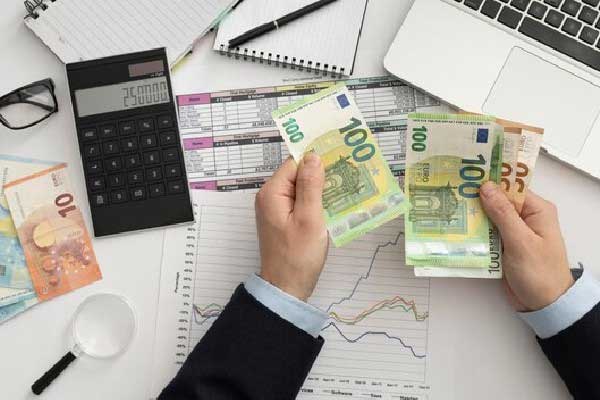 国产芯片“三雄”聚首科创板，摩尔线程上市